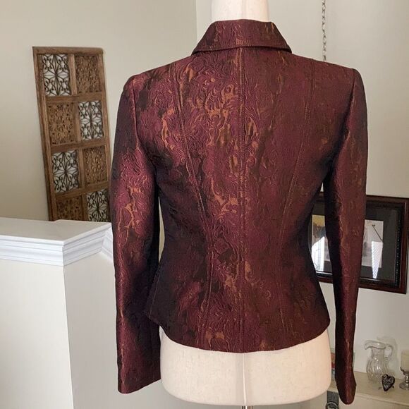 THE LIMITED Jacquard Jewel Button Blazer Cranberry 2 NWOT - Picture 4 of 6